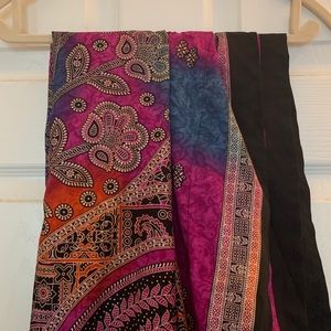 ALL SCARVES $5* 🧣🧣🧣 Extra large silky scarf